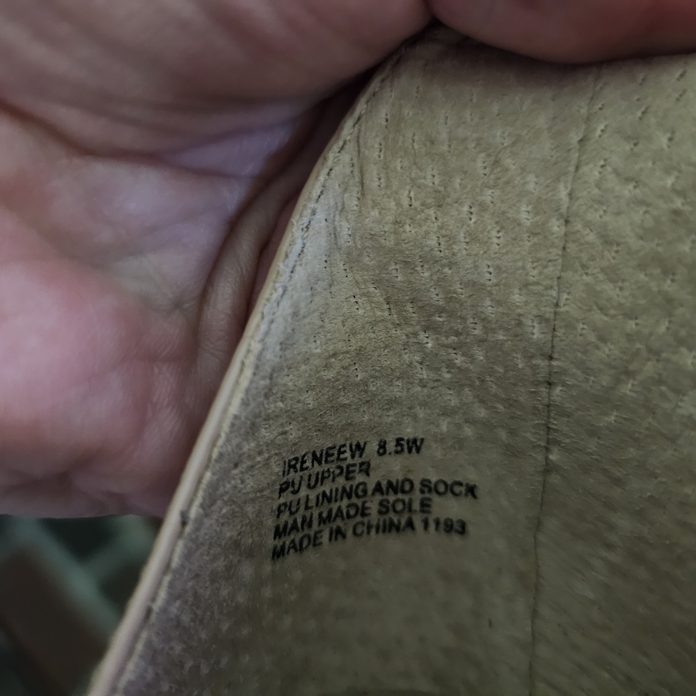 Steve Madden Tan Heels Elegant Design - Picture 3 of 3